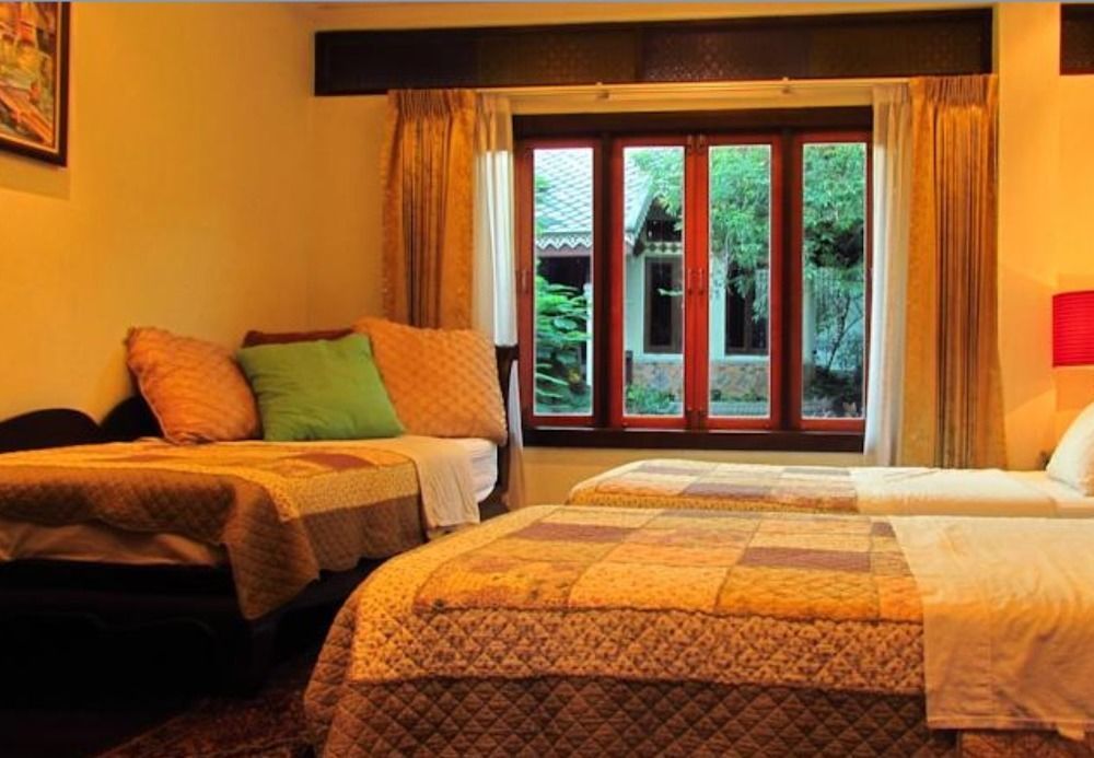 Santitham Guest House Chiang Mai Bagian luar foto