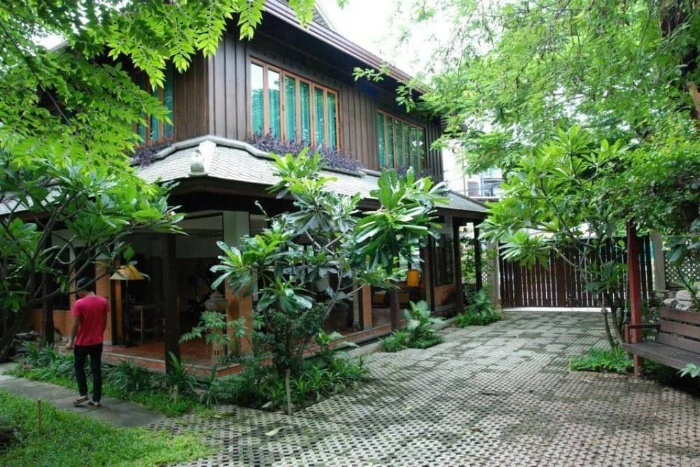 Santitham Guest House Chiang Mai Bagian luar foto