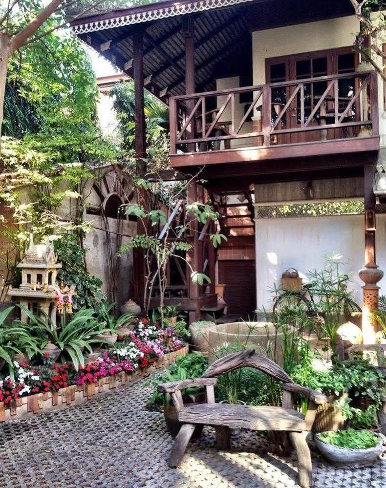 Santitham Guest House Chiang Mai Bagian luar foto