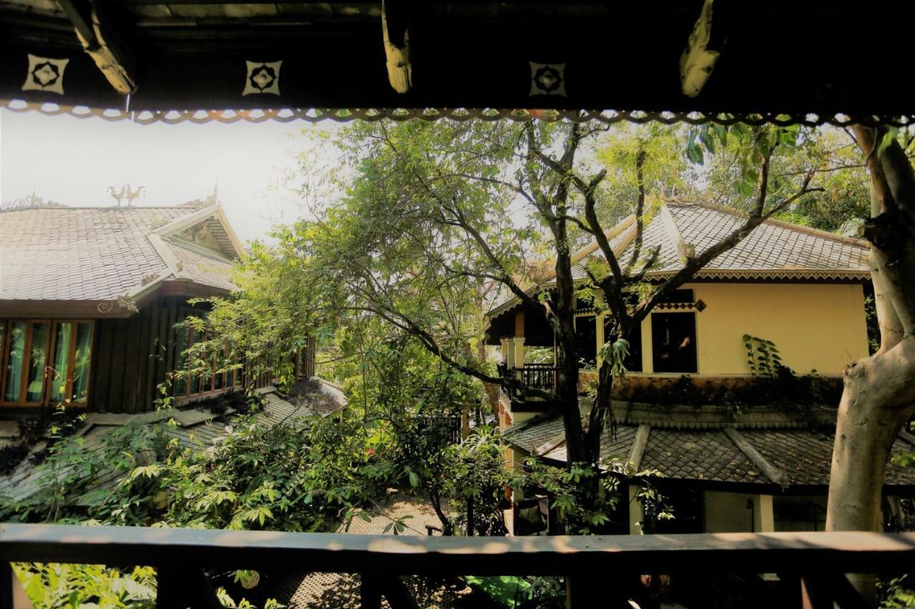 Santitham Guest House Chiang Mai Bagian luar foto