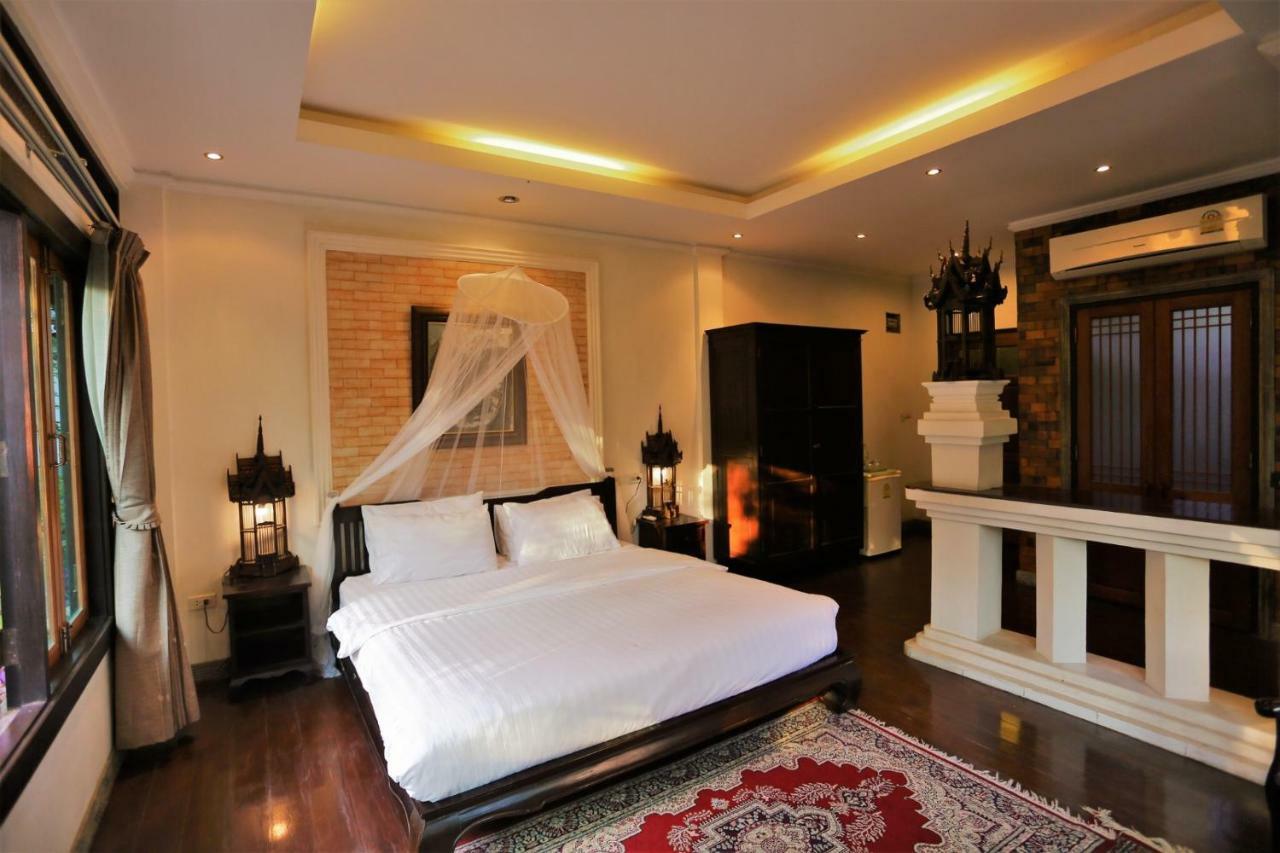 Santitham Guest House Chiang Mai Bagian luar foto