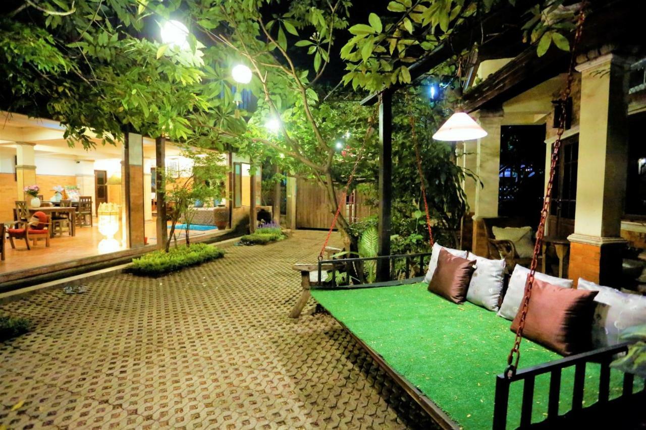 Santitham Guest House Chiang Mai Bagian luar foto