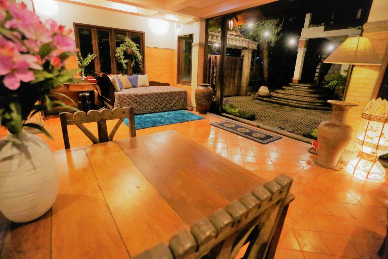 Santitham Guest House Chiang Mai Bagian luar foto